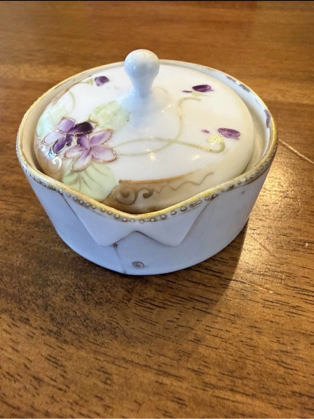 Vintage Hand-Painted Nippon Covered Trinket Dish | Moriage Floral Porcelain - Picture 2 of 7